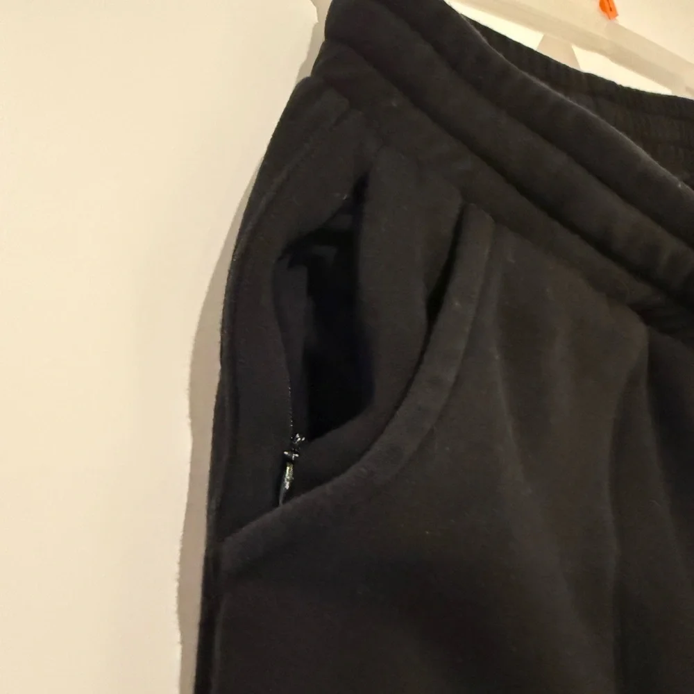 Ollie Gray Black Jogger Track Pants - Women's maternity Casual Sweatpants - Picture 4 of 4